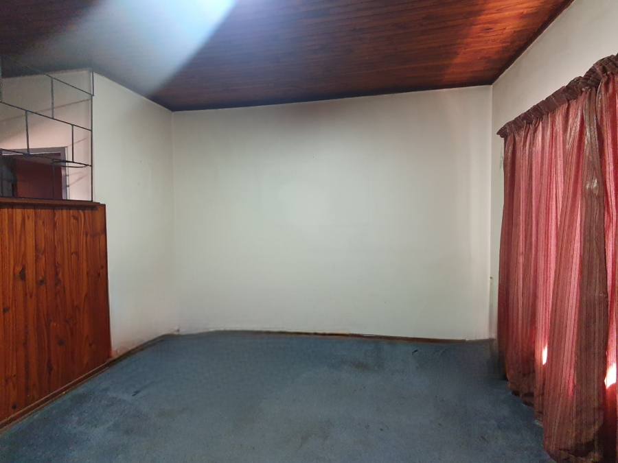 4 Bedroom Property for Sale in Pretoria Gardens Gauteng