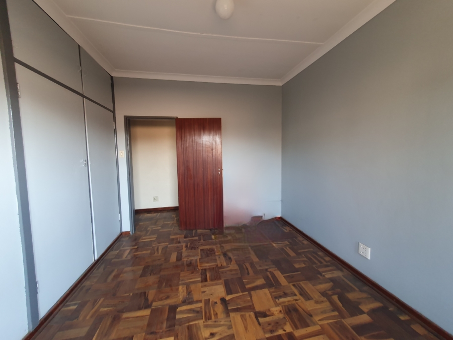 4 Bedroom Property for Sale in Pretoria Gardens Gauteng