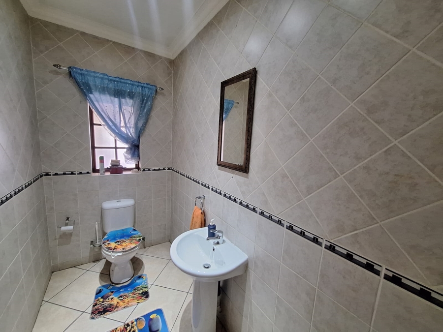 4 Bedroom Property for Sale in Solheim Gauteng