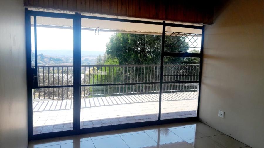 To Let 3 Bedroom Property for Rent in Noordheuwel Gauteng