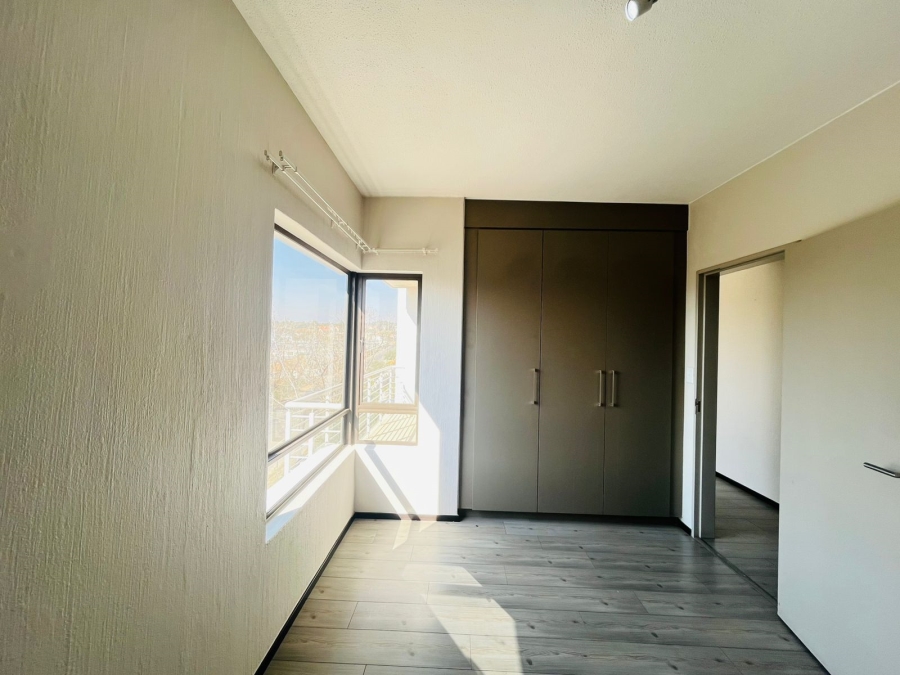 To Let 2 Bedroom Property for Rent in Broadacres Gauteng