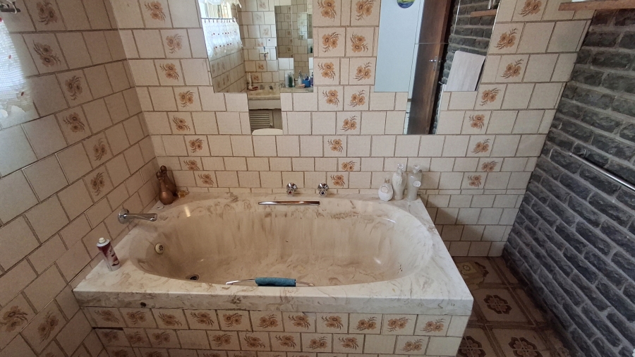 4 Bedroom Property for Sale in Danville Gauteng