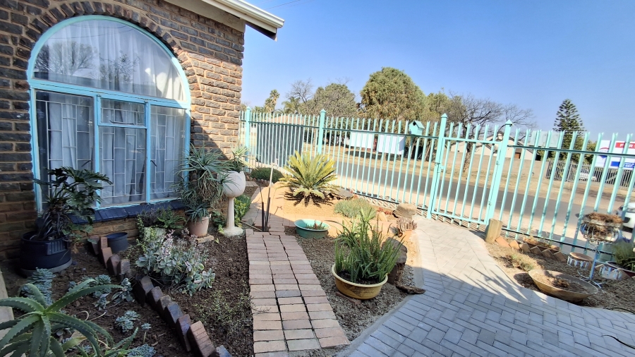 4 Bedroom Property for Sale in Danville Gauteng