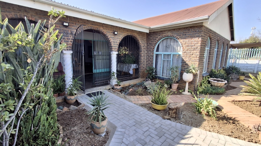 4 Bedroom Property for Sale in Danville Gauteng