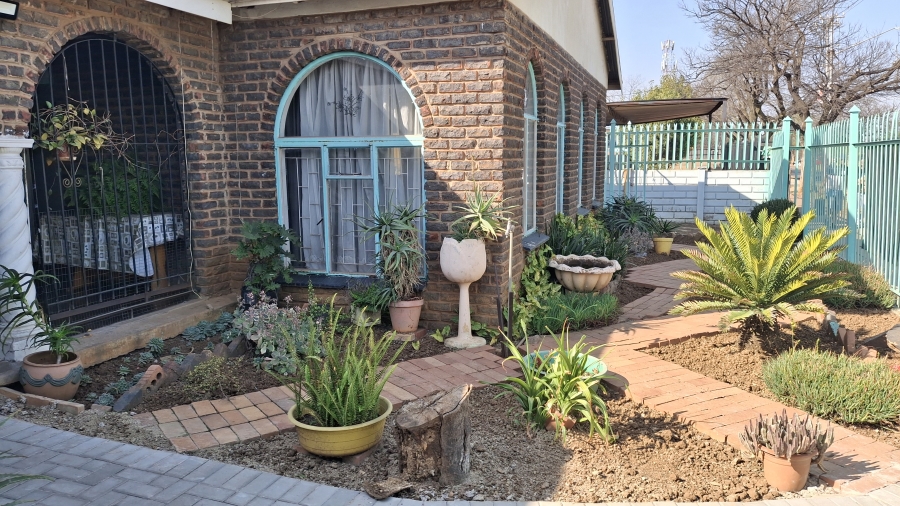 4 Bedroom Property for Sale in Danville Gauteng