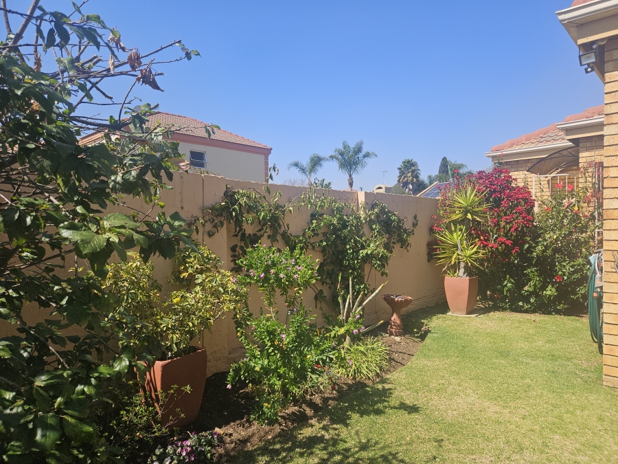 3 Bedroom Property for Sale in Eden Glen Gauteng