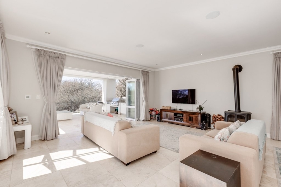 5 Bedroom Property for Sale in Helderfontein Estate Gauteng