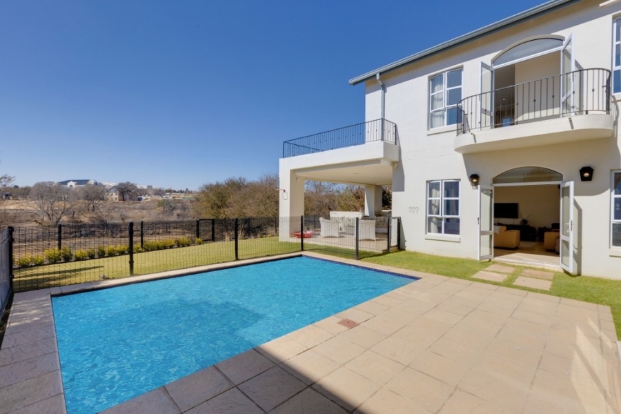 5 Bedroom Property for Sale in Helderfontein Estate Gauteng