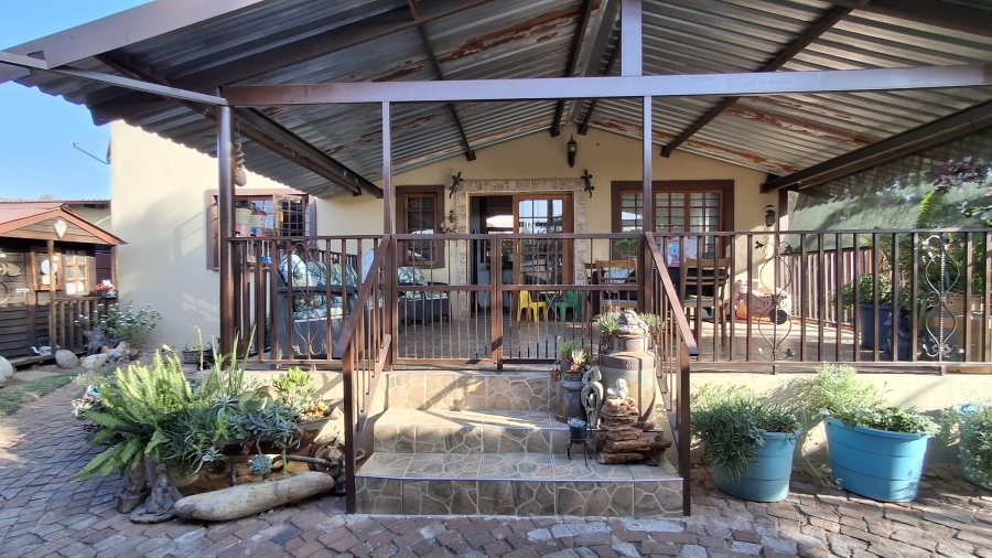 6 Bedroom Property for Sale in Pretoria Gardens Gauteng