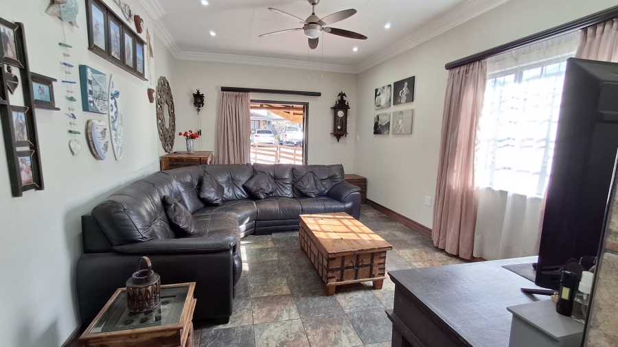 6 Bedroom Property for Sale in Pretoria Gardens Gauteng