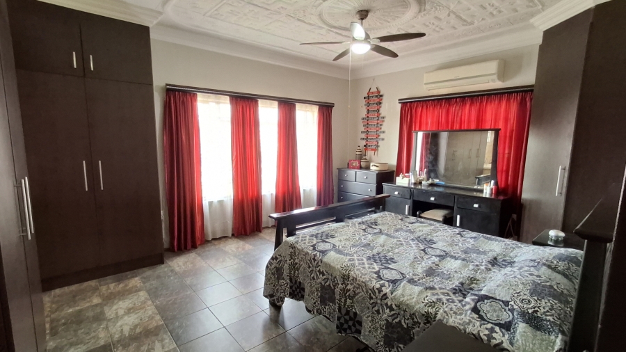6 Bedroom Property for Sale in Pretoria Gardens Gauteng