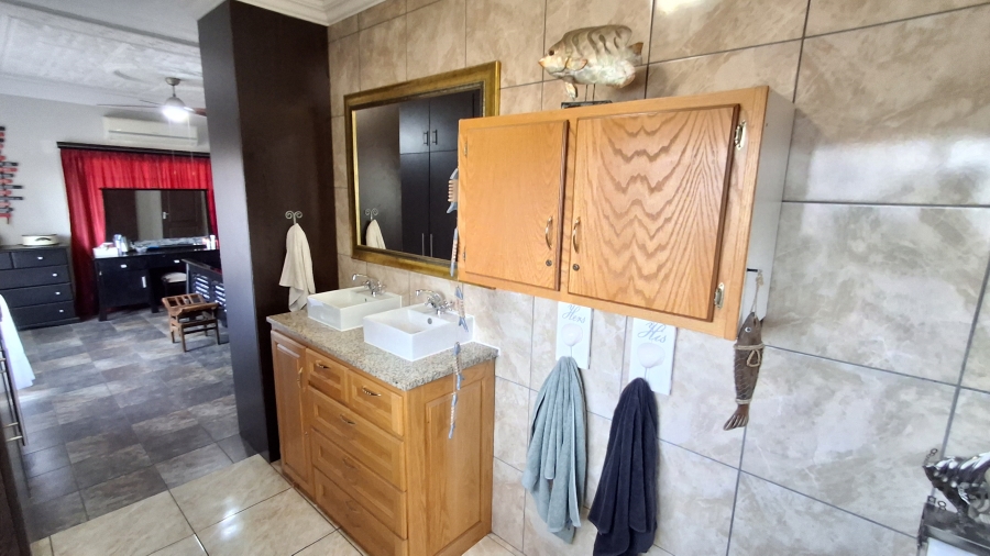 6 Bedroom Property for Sale in Pretoria Gardens Gauteng