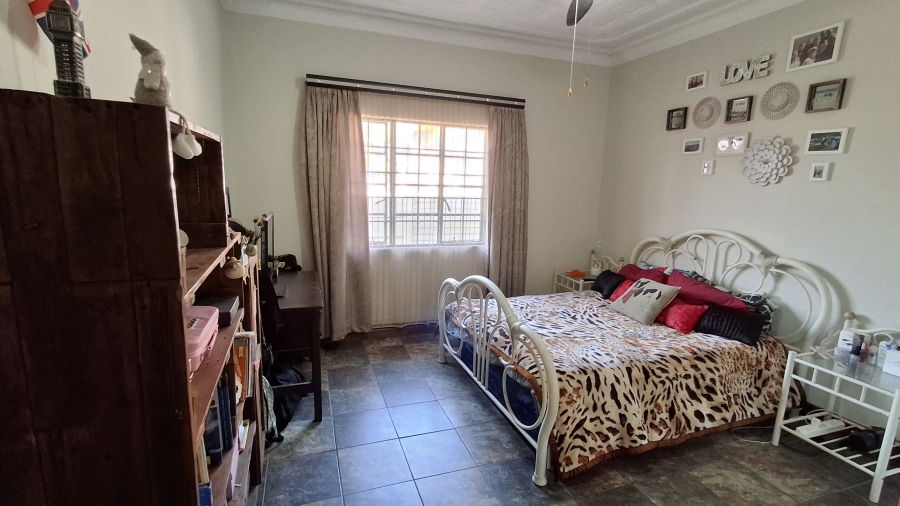 6 Bedroom Property for Sale in Pretoria Gardens Gauteng