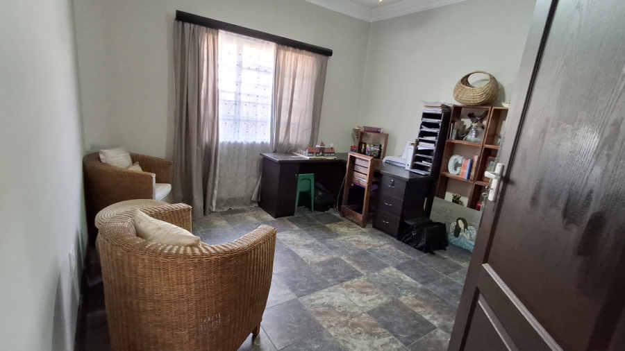 6 Bedroom Property for Sale in Pretoria Gardens Gauteng