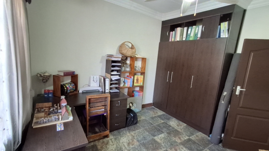 6 Bedroom Property for Sale in Pretoria Gardens Gauteng