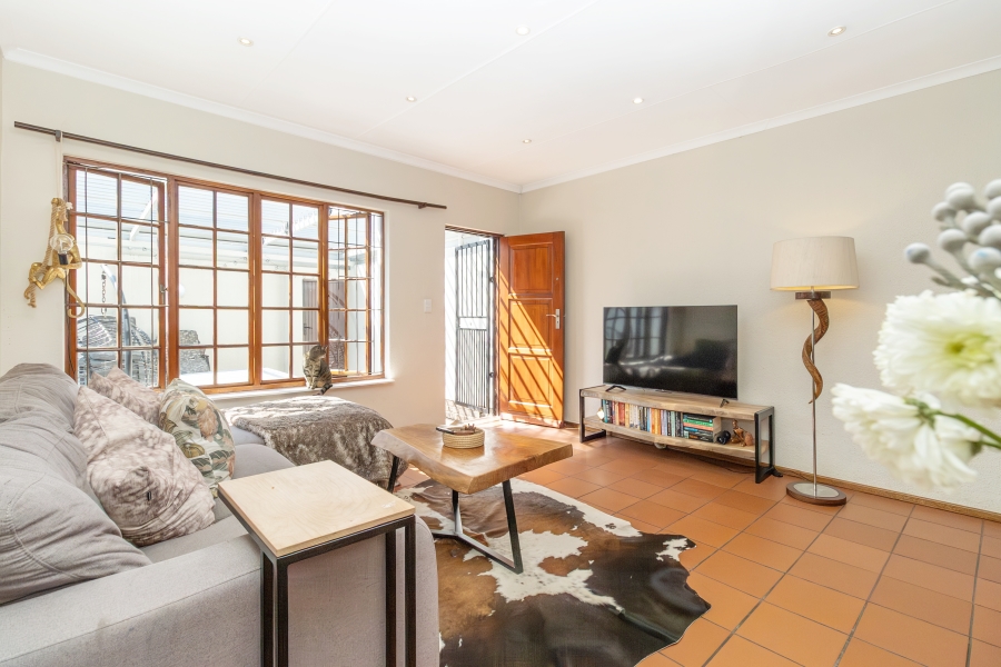 2 Bedroom Property for Sale in Paulshof Gauteng