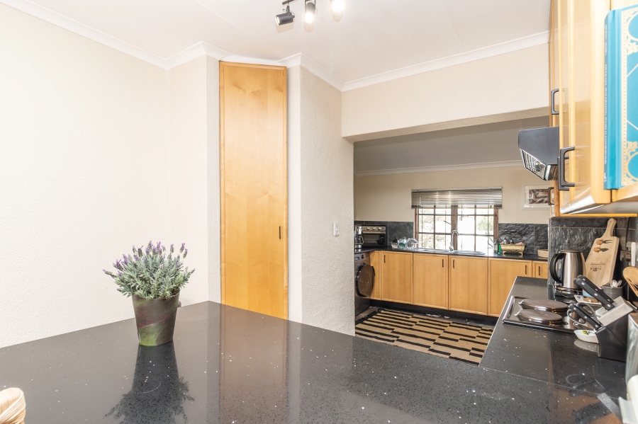 2 Bedroom Property for Sale in Paulshof Gauteng