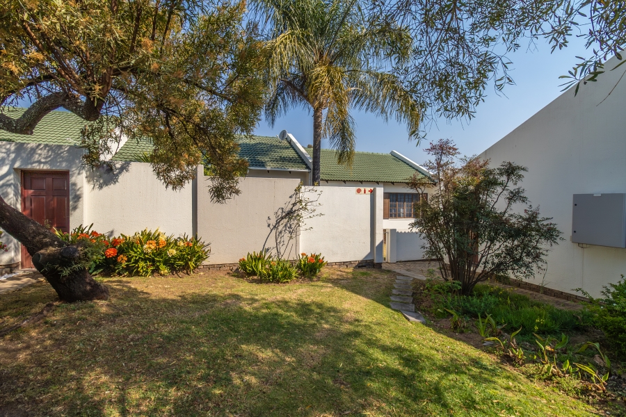 2 Bedroom Property for Sale in Paulshof Gauteng