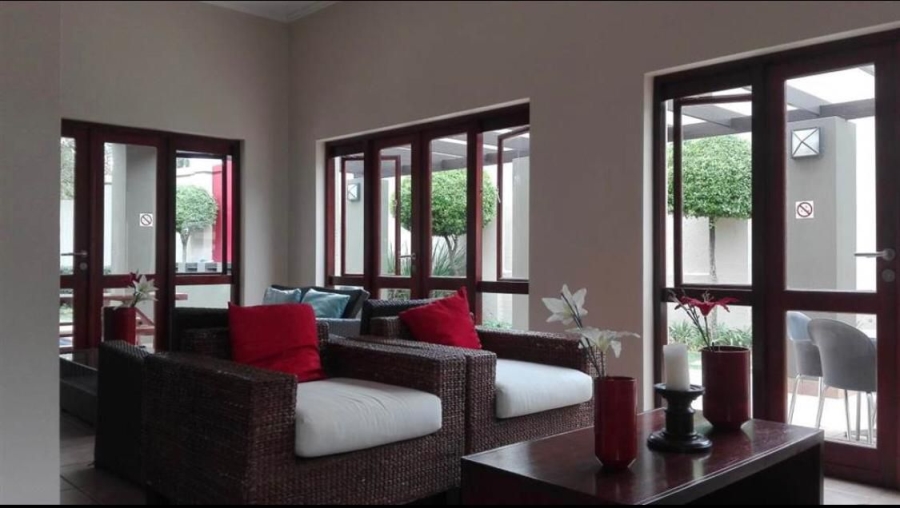 To Let 1 Bedroom Property for Rent in Beverley Gauteng