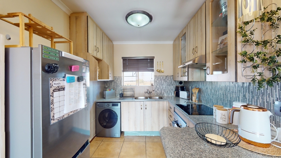 2 Bedroom Property for Sale in Parkrand Gauteng