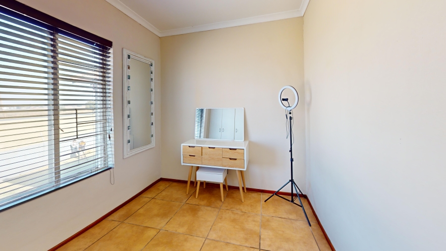 2 Bedroom Property for Sale in Parkrand Gauteng