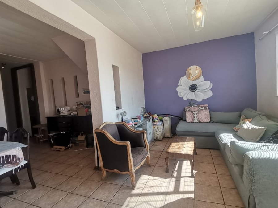 2 Bedroom Property for Sale in Brackenhurst Gauteng