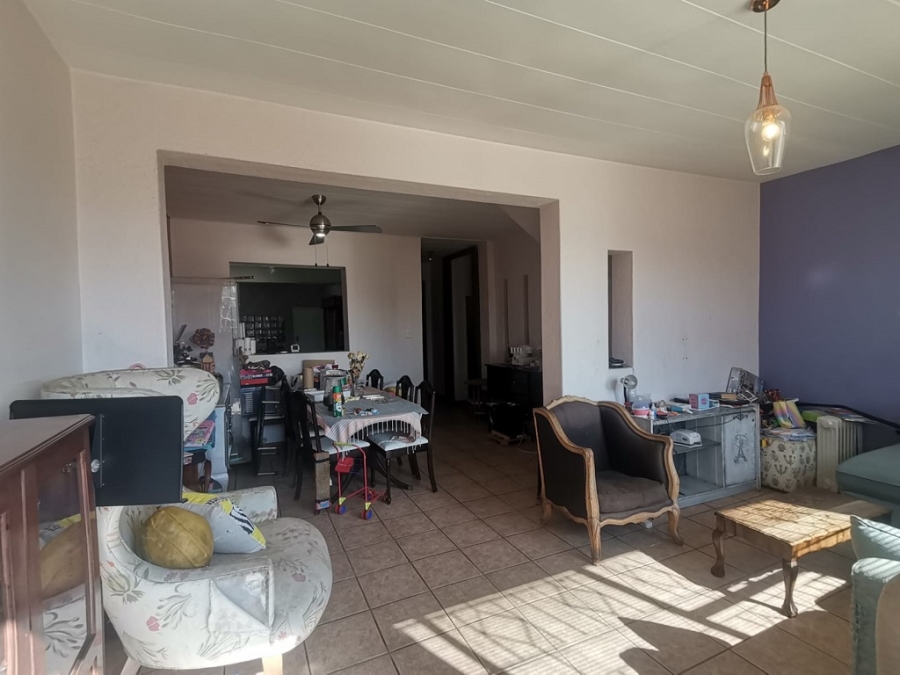 2 Bedroom Property for Sale in Brackenhurst Gauteng