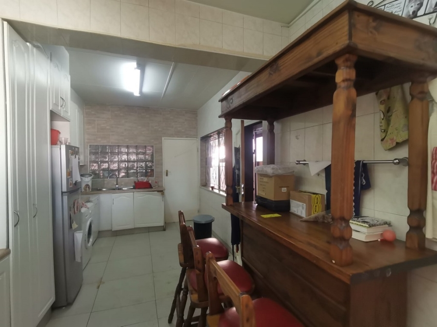 2 Bedroom Property for Sale in Brackenhurst Gauteng