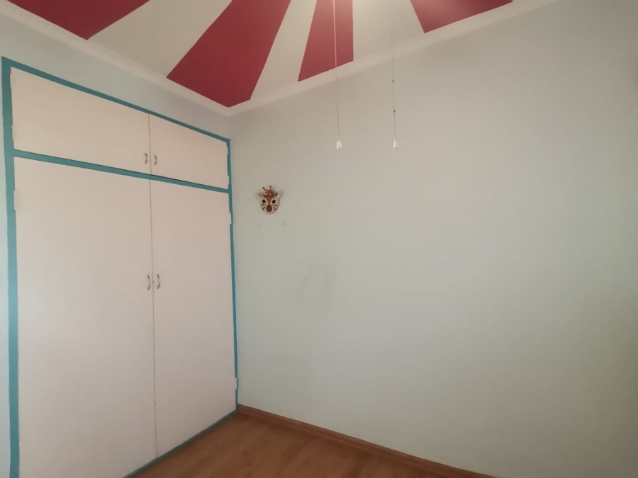 2 Bedroom Property for Sale in Brackenhurst Gauteng