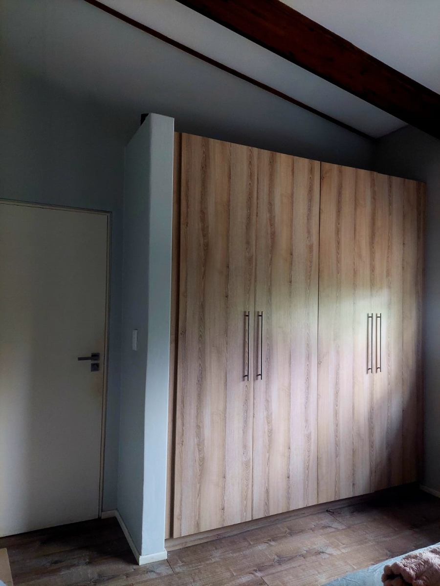 1 Bedroom Property for Sale in Bedfordview Gauteng
