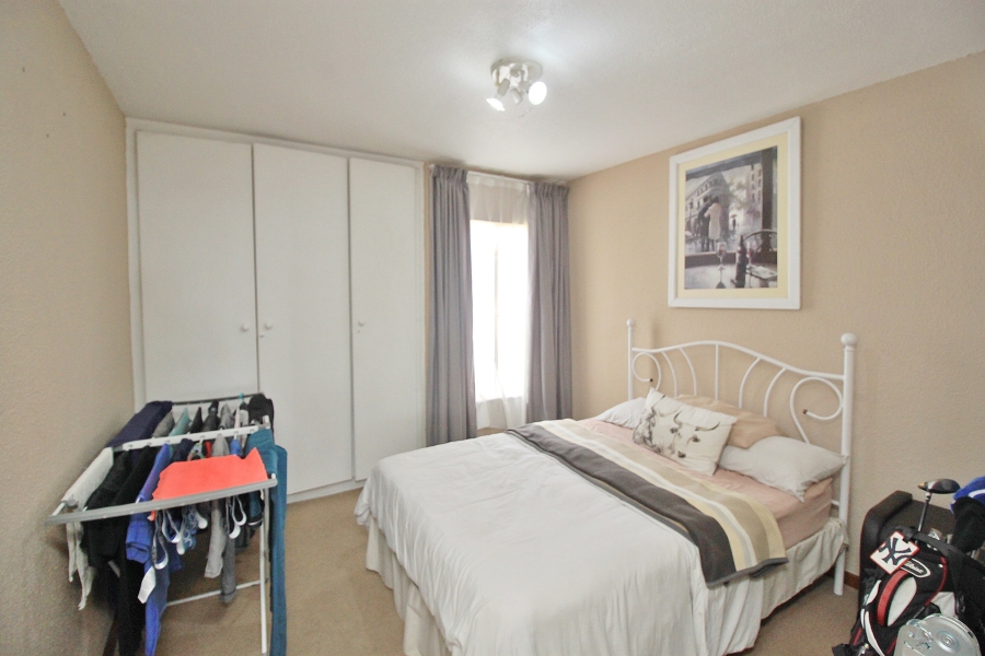 2 Bedroom Property for Sale in Primrose Hill Gauteng