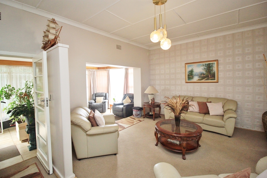 3 Bedroom Property for Sale in Sunnyridge Gauteng
