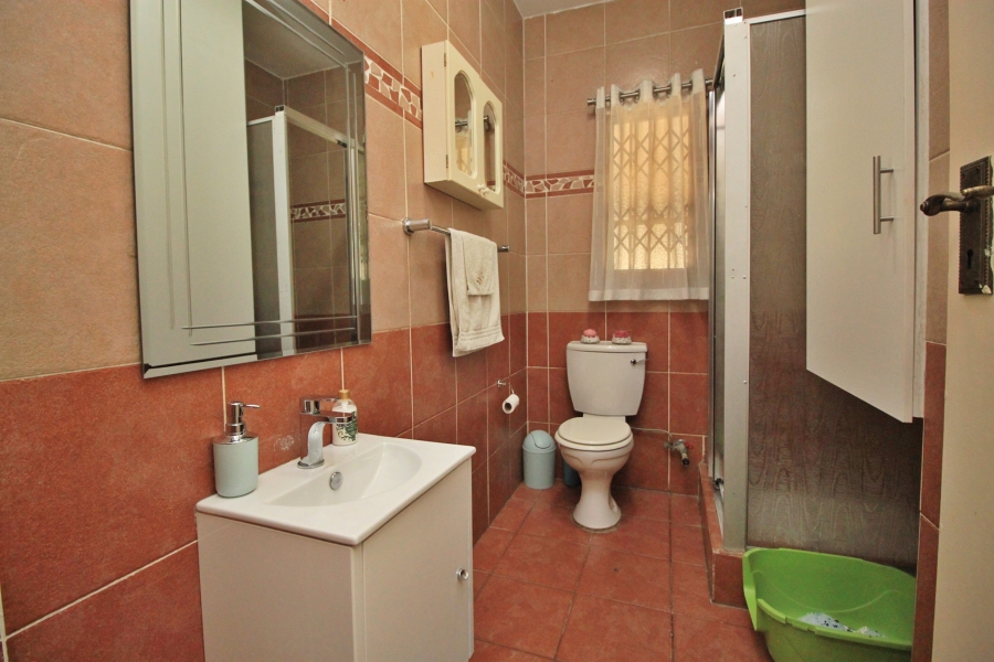 3 Bedroom Property for Sale in Sunnyrock Gauteng