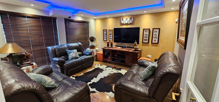 4 Bedroom Property for Sale in Vanderbijlpark SE 4 Gauteng