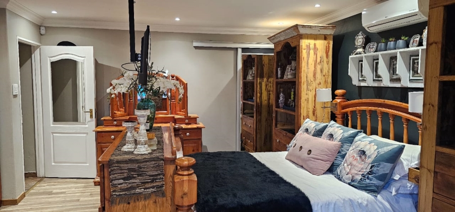 4 Bedroom Property for Sale in Vanderbijlpark SE 4 Gauteng
