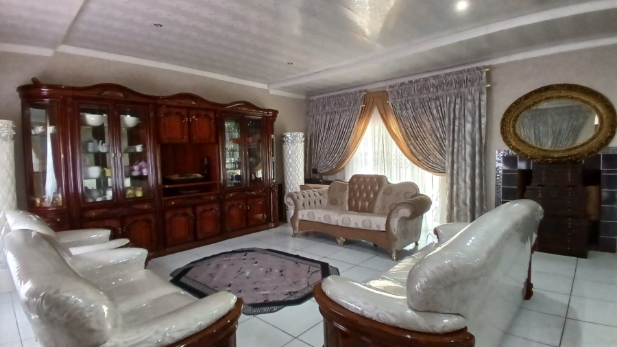 4 Bedroom Property for Sale in Vanderbijlpark SE 4 Gauteng