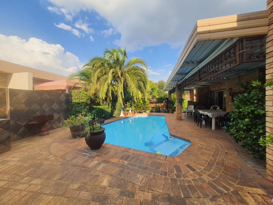 4 Bedroom Property for Sale in Vanderbijlpark SE Gauteng