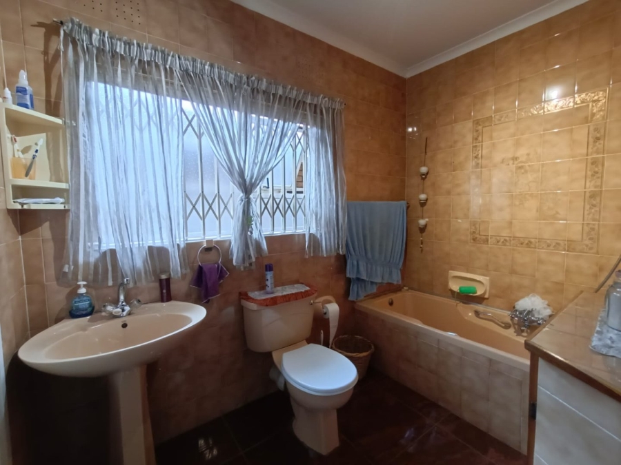 4 Bedroom Property for Sale in Vanderbijlpark SE Gauteng