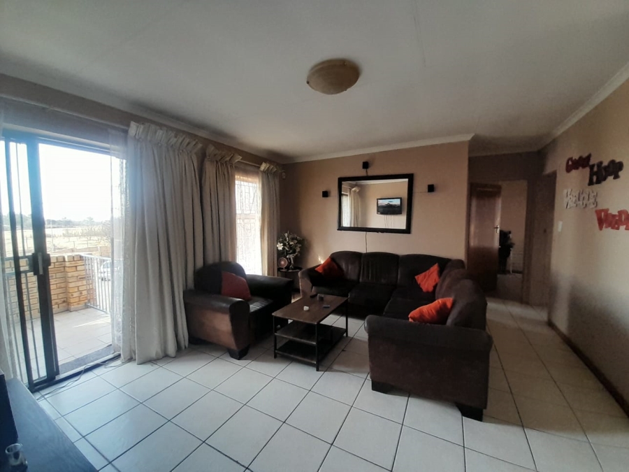 To Let 2 Bedroom Property for Rent in Riversdale Gauteng