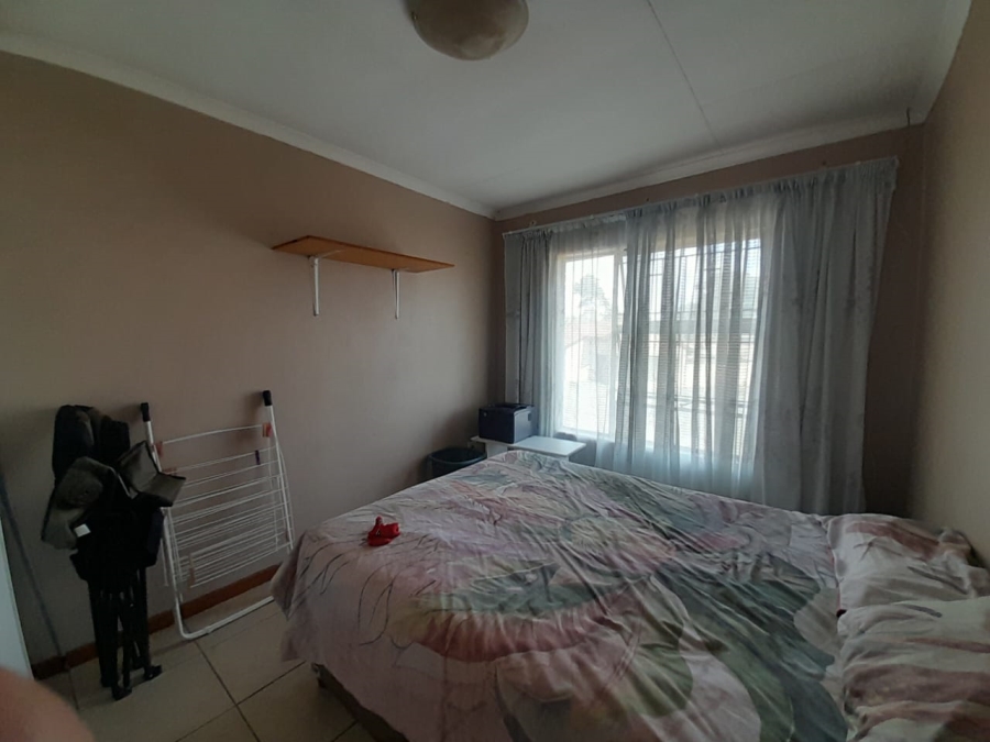 To Let 2 Bedroom Property for Rent in Riversdale Gauteng