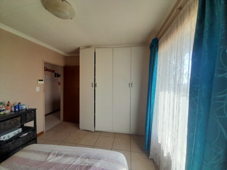 To Let 2 Bedroom Property for Rent in Riversdale Gauteng