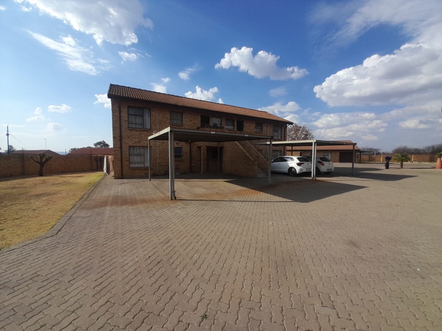 To Let 2 Bedroom Property for Rent in Riversdale Gauteng