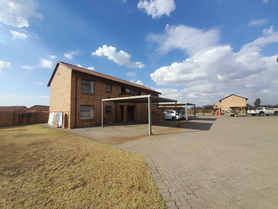 To Let 2 Bedroom Property for Rent in Riversdale Gauteng