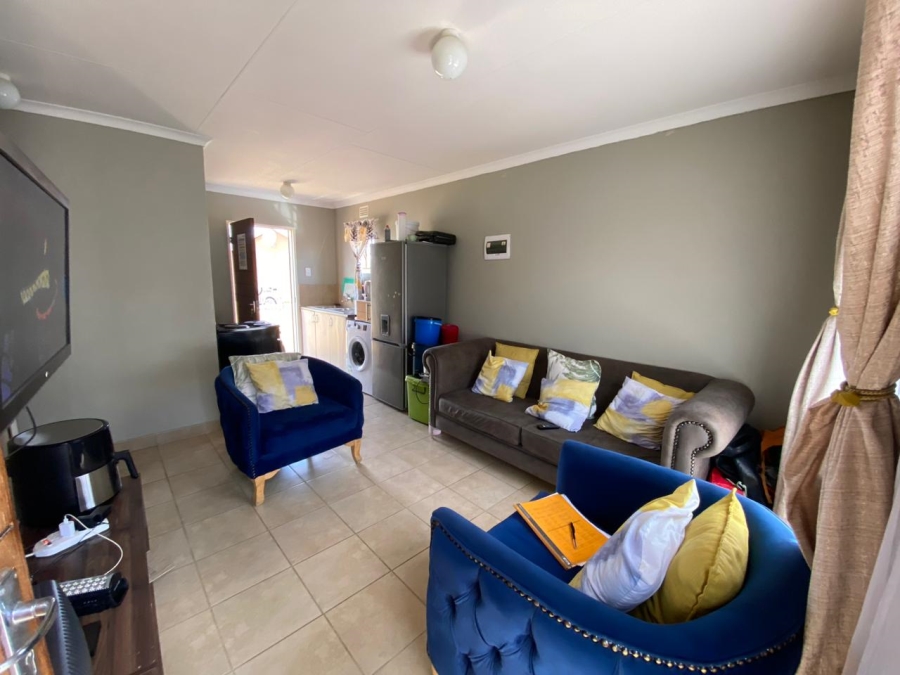 2 Bedroom Property for Sale in Savanna City Gauteng