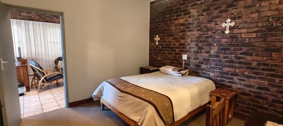 To Let 2 Bedroom Property for Rent in Golf Park Gauteng