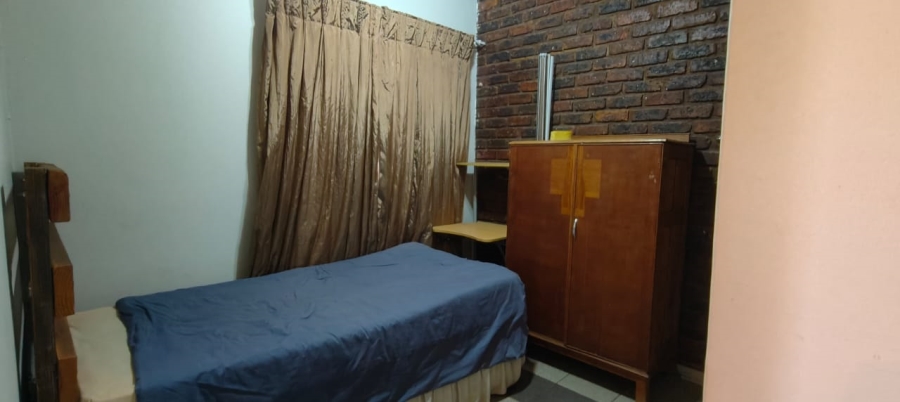 To Let 2 Bedroom Property for Rent in Golf Park Gauteng