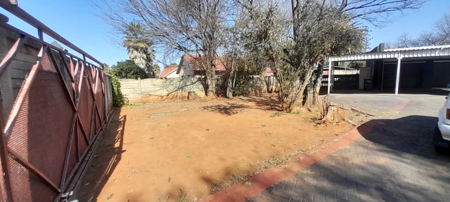 To Let 3 Bedroom Property for Rent in Sonland Park Gauteng