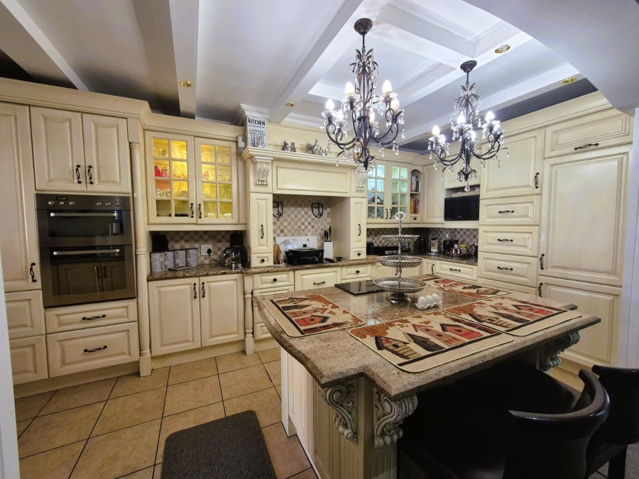 3 Bedroom Property for Sale in Three Rivers Proper Gauteng