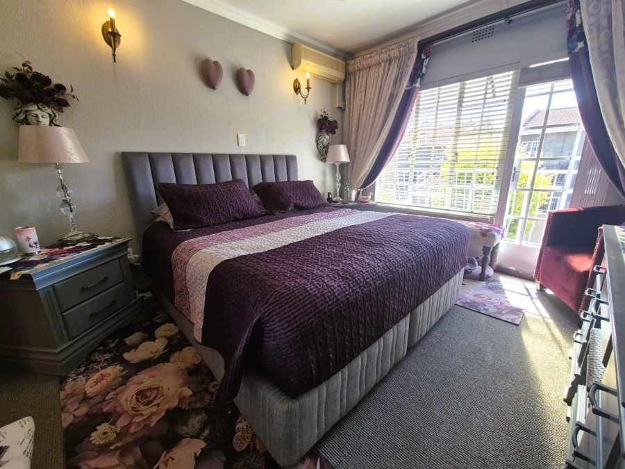 3 Bedroom Property for Sale in Three Rivers Proper Gauteng