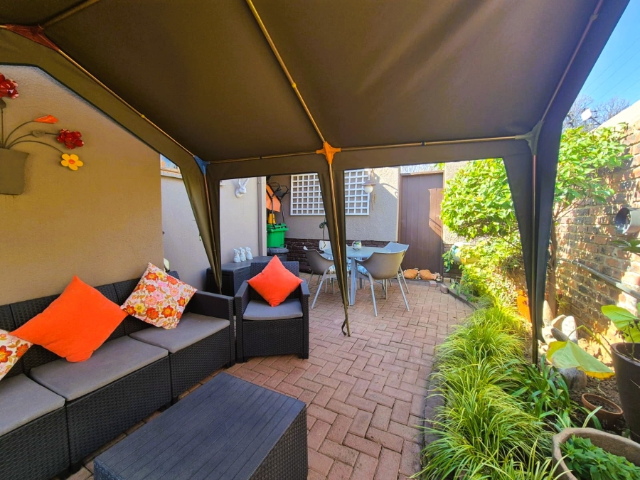 3 Bedroom Property for Sale in Three Rivers Proper Gauteng